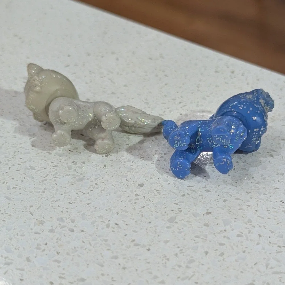 Mattel Polly Pocket Sparklin Pets Blue & White Glitter Figures OS